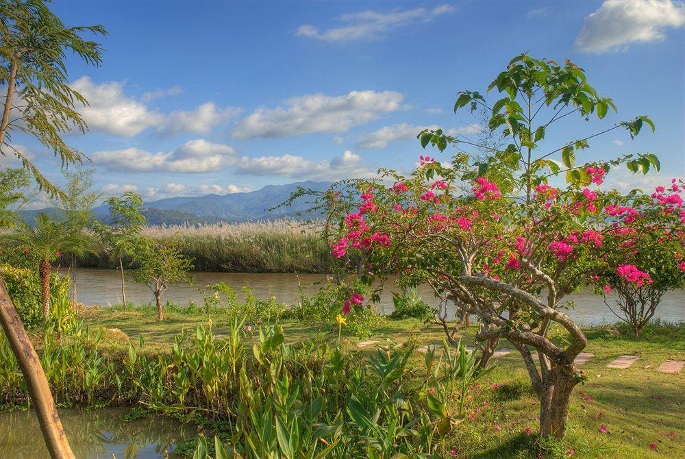 Maekok River Village Resort Mae Ai Ngoại thất bức ảnh