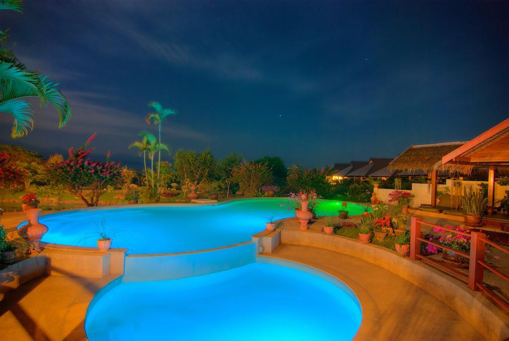 Maekok River Village Resort Mae Ai Ngoại thất bức ảnh