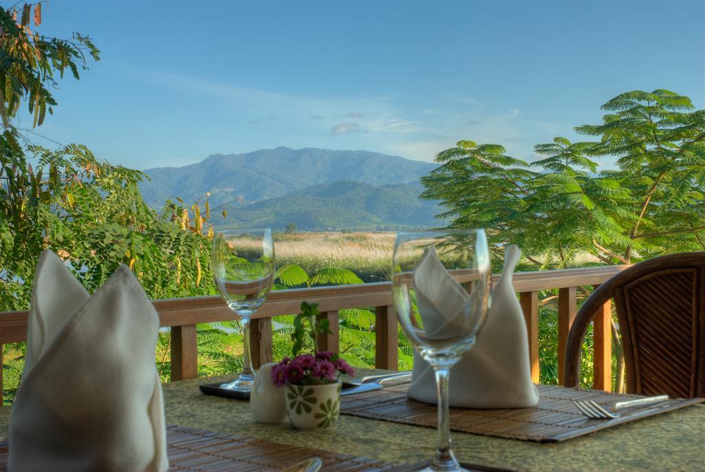 Maekok River Village Resort Mae Ai Ngoại thất bức ảnh